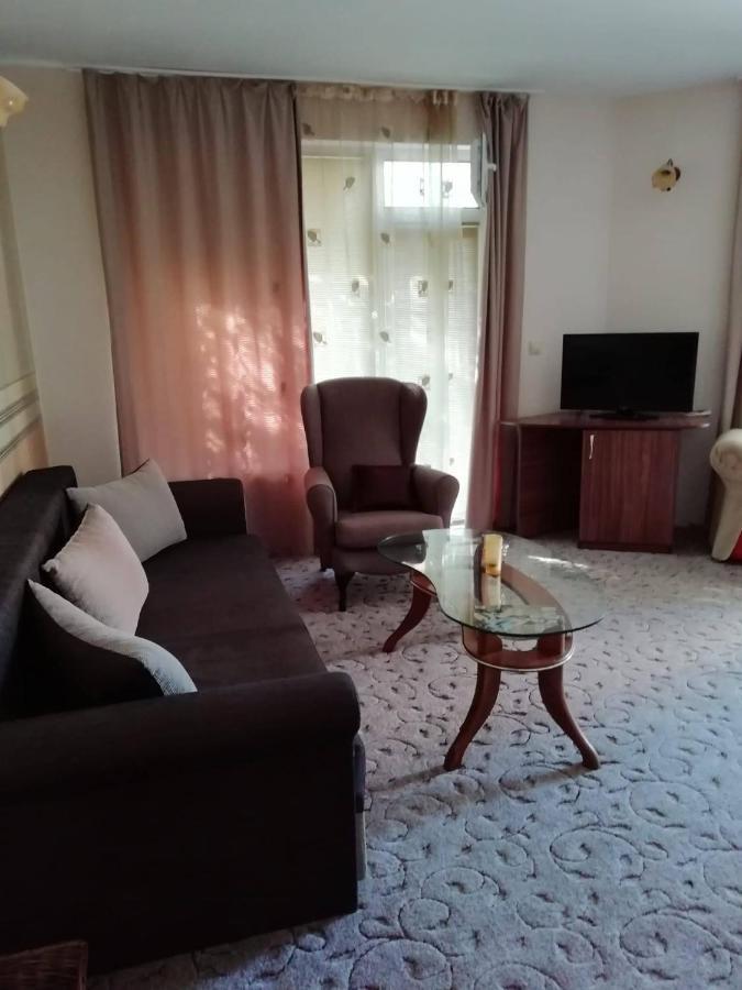 Art Guest House Orchidea Pomorie Exterior photo