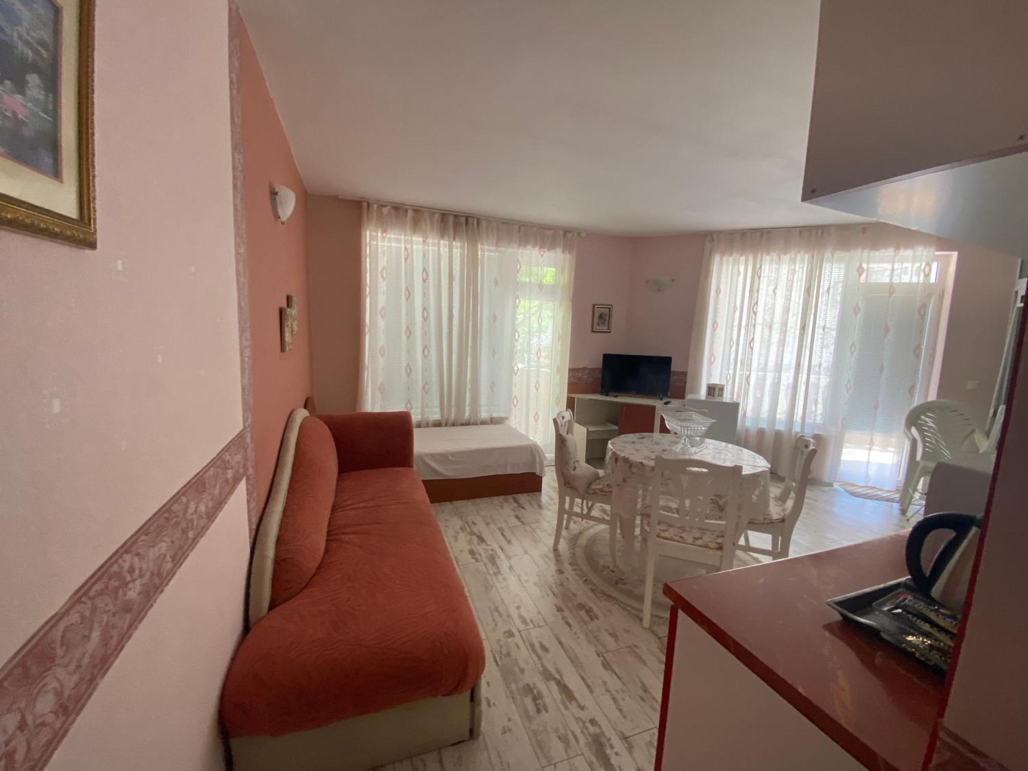 Art Guest House Orchidea Pomorie Exterior photo
