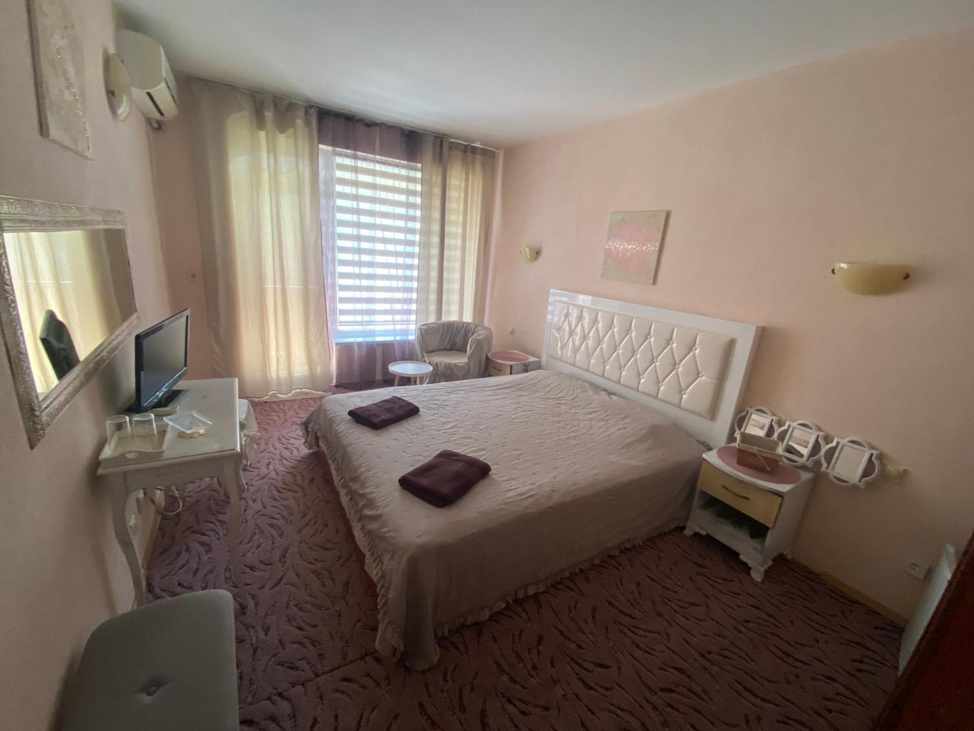 Art Guest House Orchidea Pomorie Exterior photo