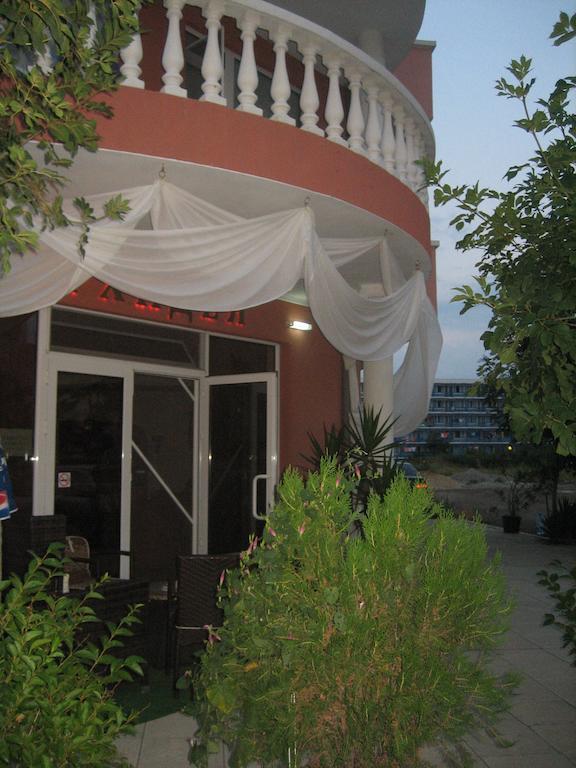 Art Guest House Orchidea Pomorie Exterior photo